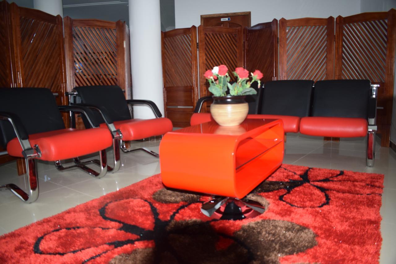 Hotel Bkbg Λομέ Εξωτερικό φωτογραφία