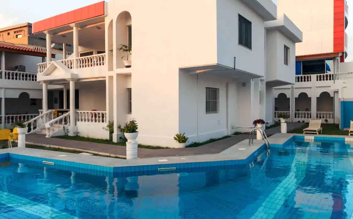 Hotel Bkbg Λομέ Εξωτερικό φωτογραφία